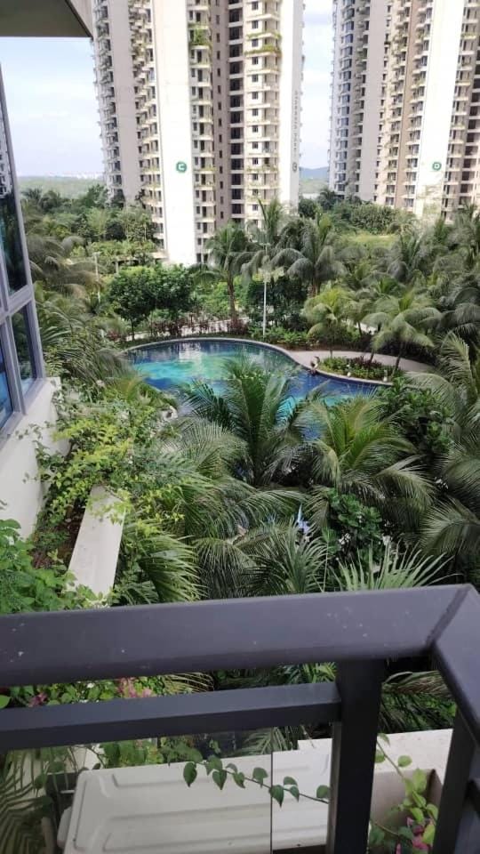 Property building, Day, Natural landscape, Bird's eye view, Garden, View (from property/room), Balcony/Terrace, Garden view, Pool view, Swimming pool