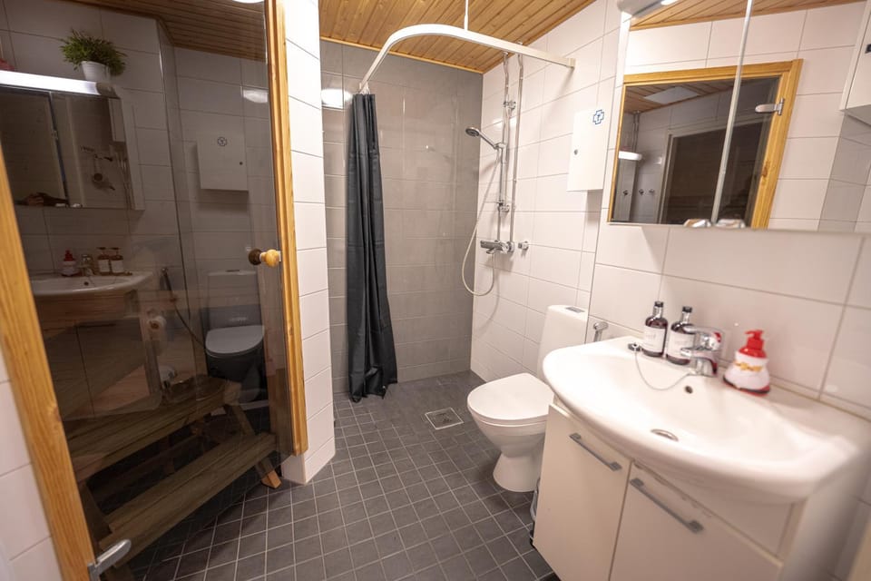 Sauna, Bathroom