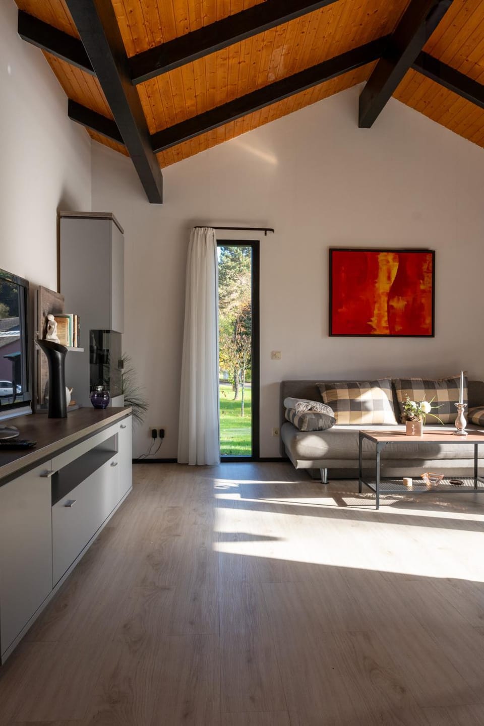 TV and multimedia, Living room, Seating area