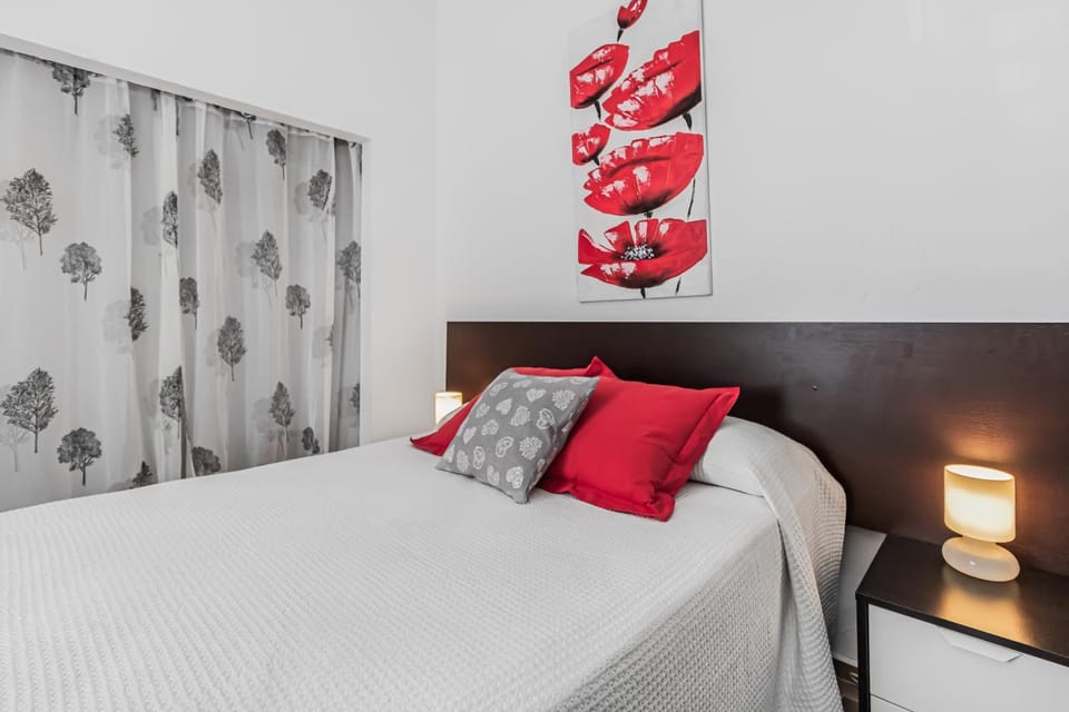 Beach & Surf Stay Guanarteme Apartment in Las Palmas de Gran Canaria