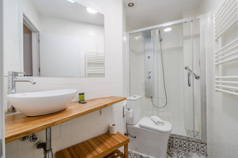 Shower, Bathroom