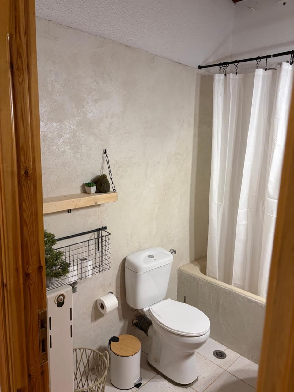 Toilet, Bathroom, Bath, bidet, towels