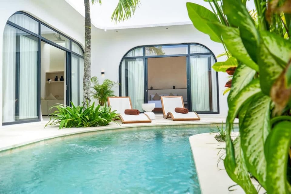 Heart of Bingin, 2BR Private Villa Azure Villa in Bali