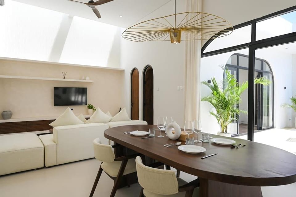 Heart of Bingin, 2BR Private Villa Azure Villa in Bali