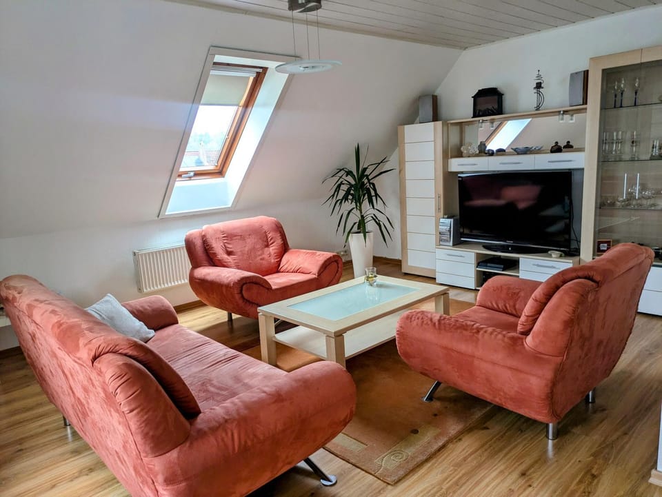 TV and multimedia, Living room, Seating area