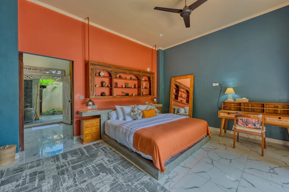 Bed, Photo of the whole room, Bedroom