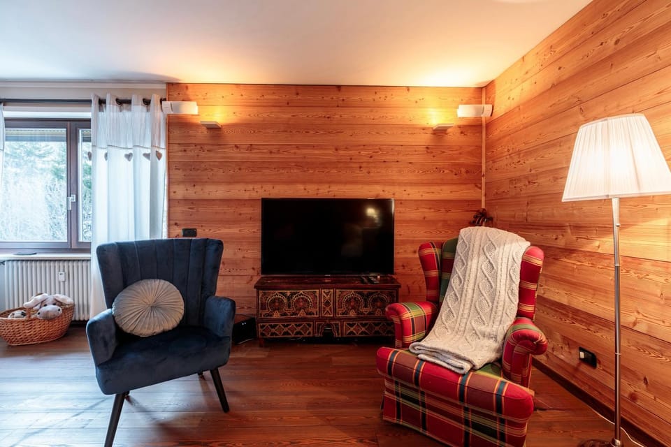 Communal lounge/ TV room, TV and multimedia