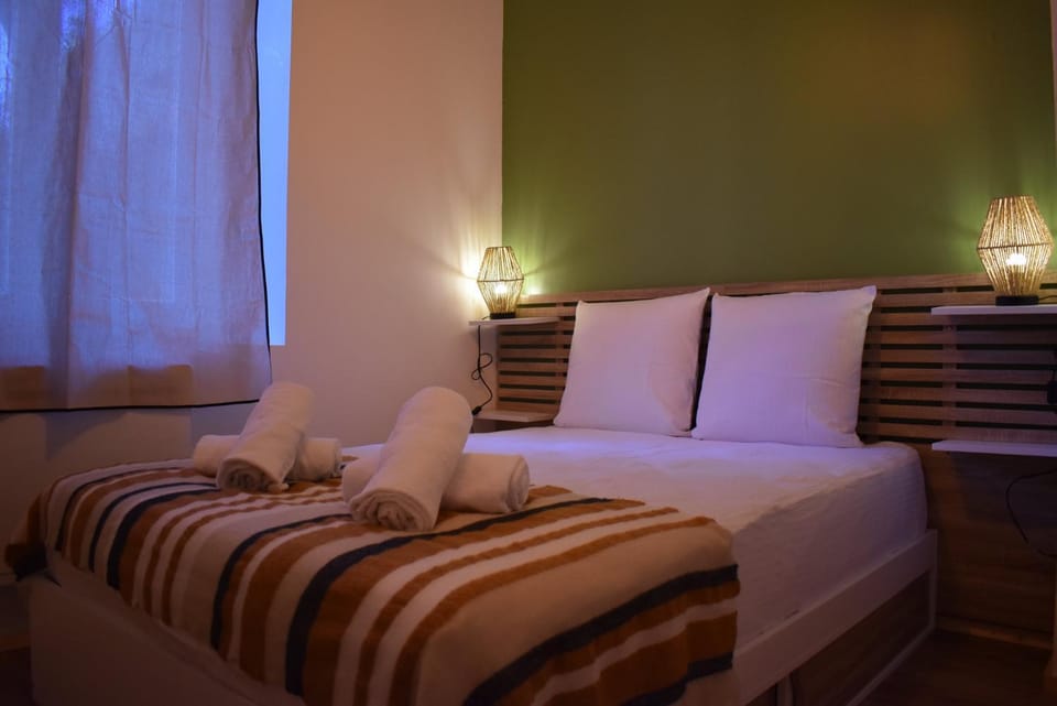 Bed, Photo of the whole room