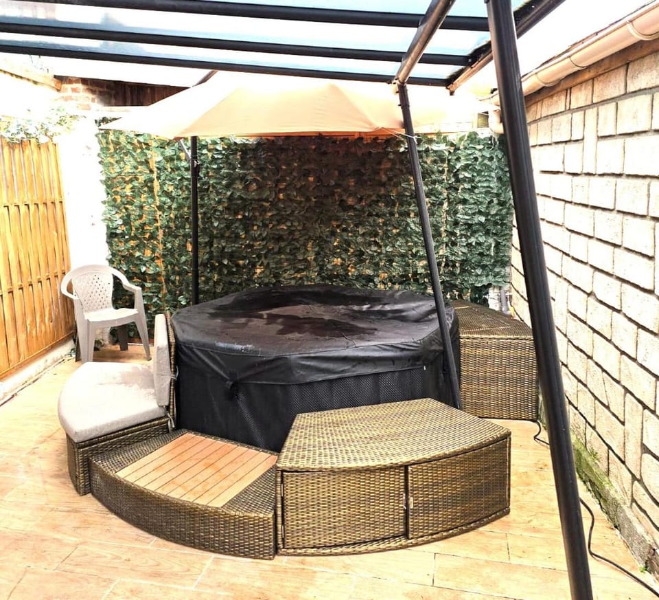 Hot Tub