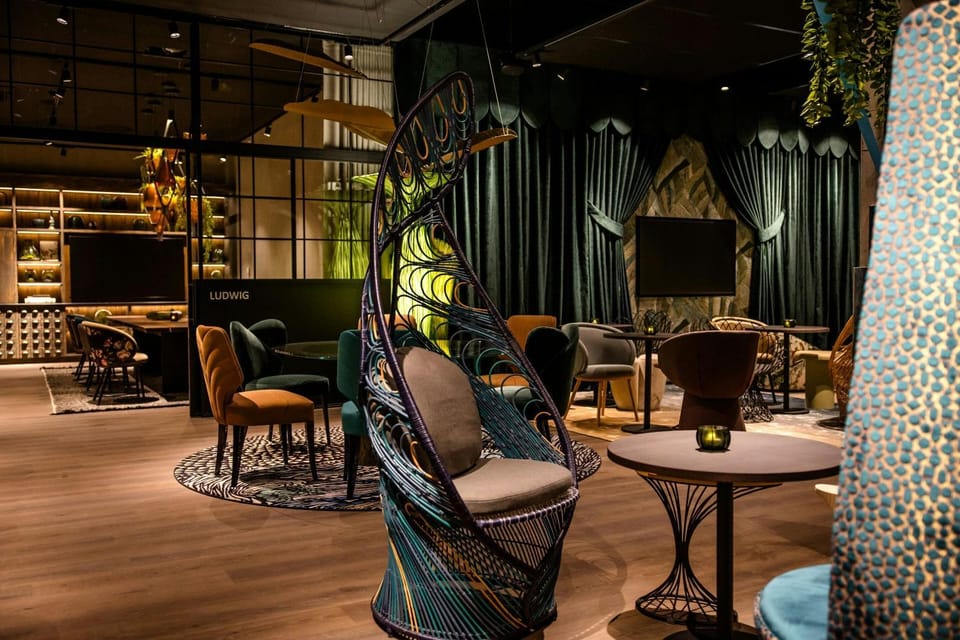 Lounge or bar