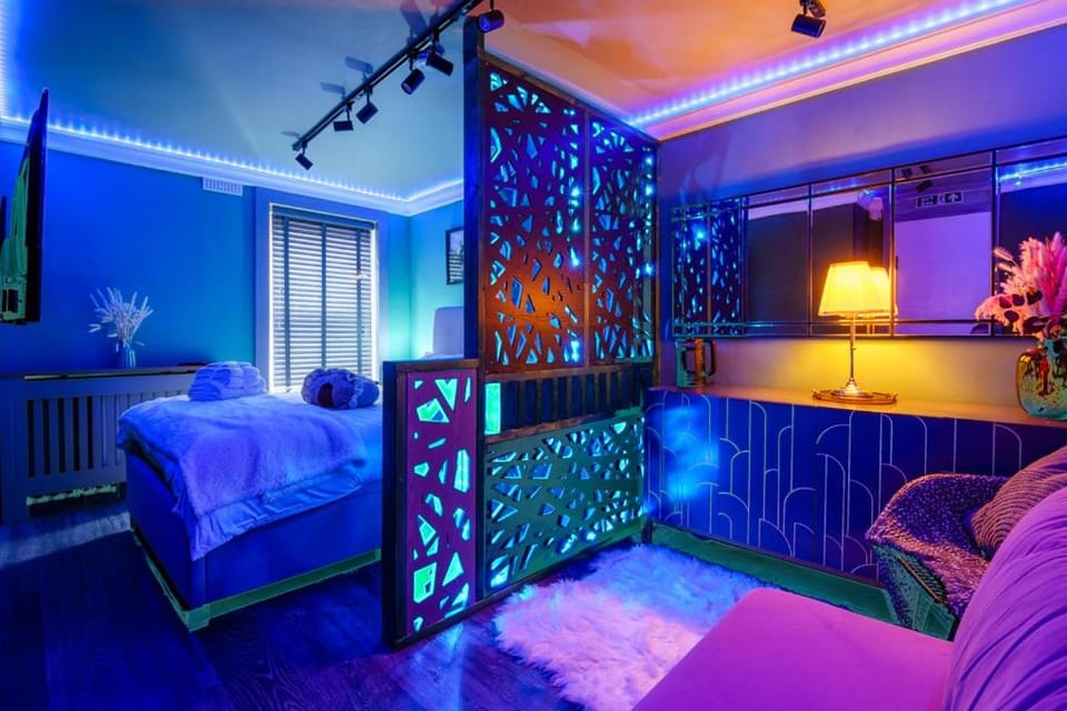 Central London Hub Bed and Breakfast in London Borough of Islington