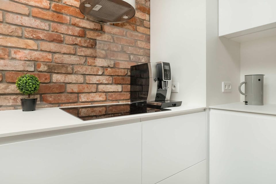 Coffee/tea facilities, Kitchen or kitchenette, oven