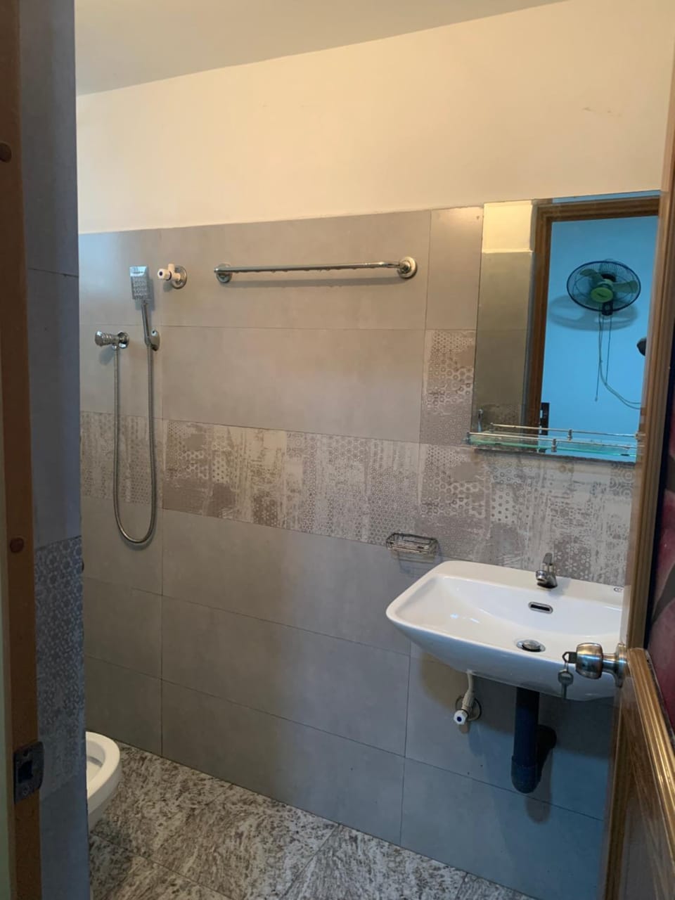 Shower, Bathroom