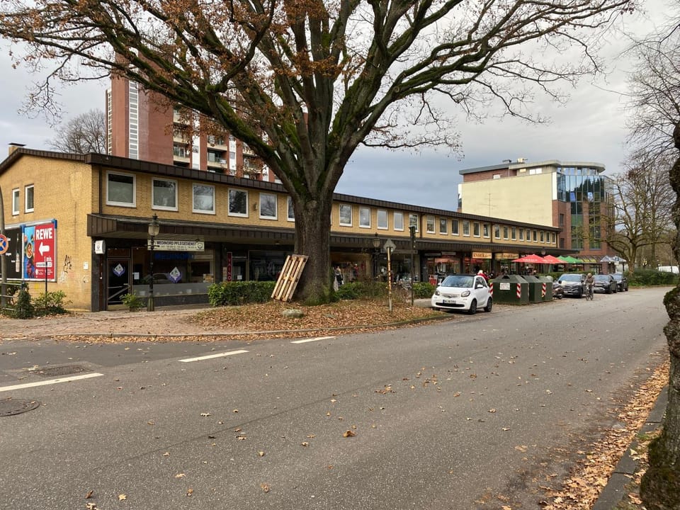 Property building, Street view