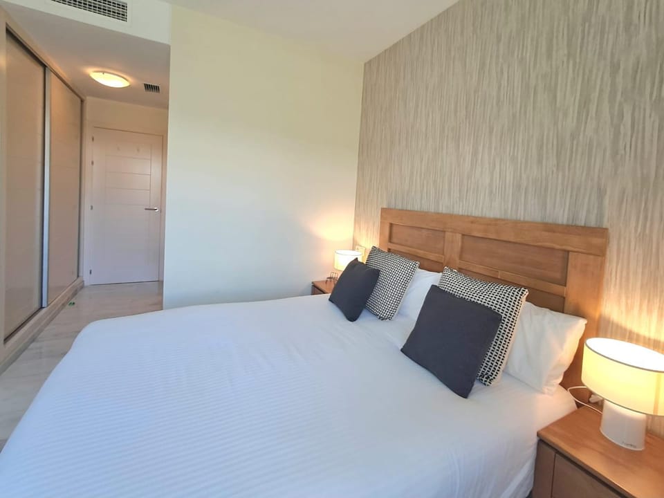 Noctua valle romano golf 015 Apartment in Costa del Sol
