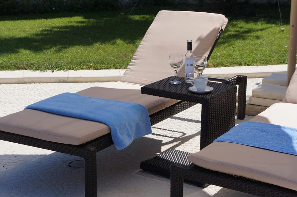 Patio, Drinks, Alcoholic drinks