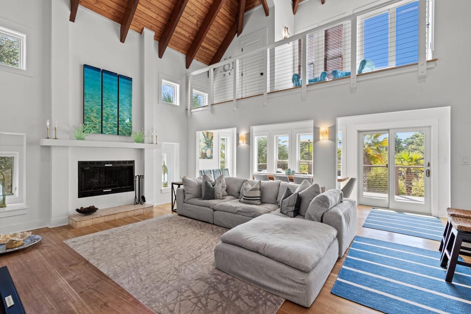 Private Pool, Hot Tub, Close to Beach, Golf Cart House in South Walton County