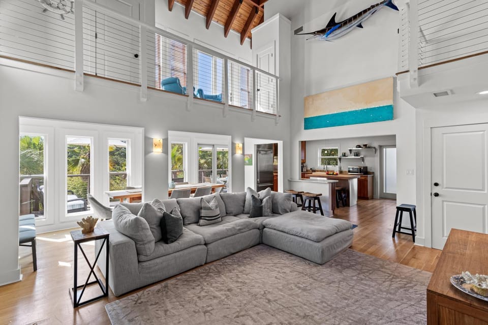Private Pool, Hot Tub, Close to Beach, Golf Cart House in South Walton County