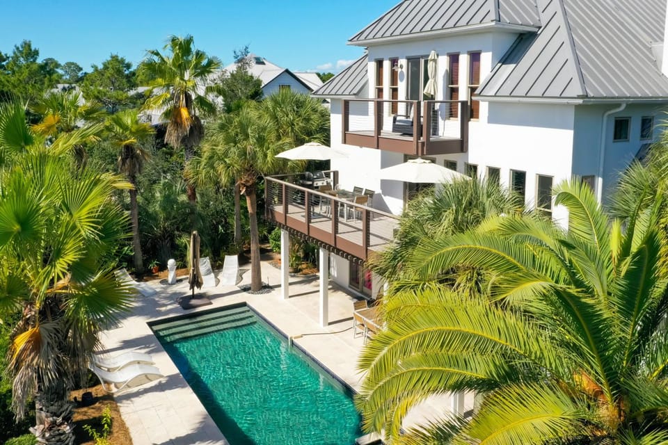 Private Pool, Hot Tub, Close to Beach, Golf Cart House in South Walton County