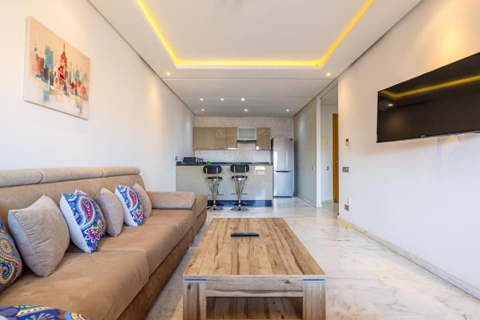 Communal lounge/ TV room, TV and multimedia, Kitchen or kitchenette, Living room, Seating area, Evening entertainment