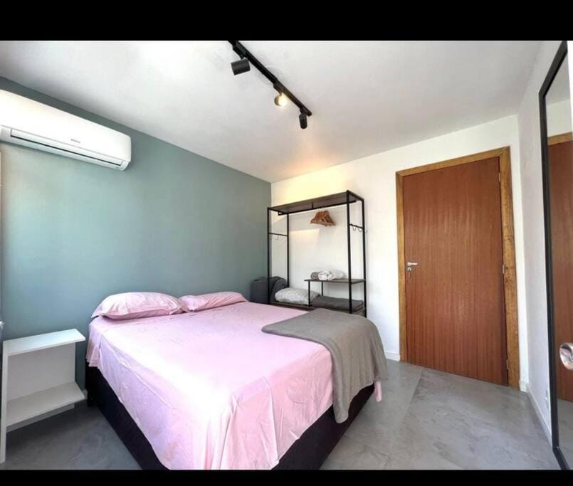 A 600m da praia central e roda gigante Apartment in Balneário Camboriú