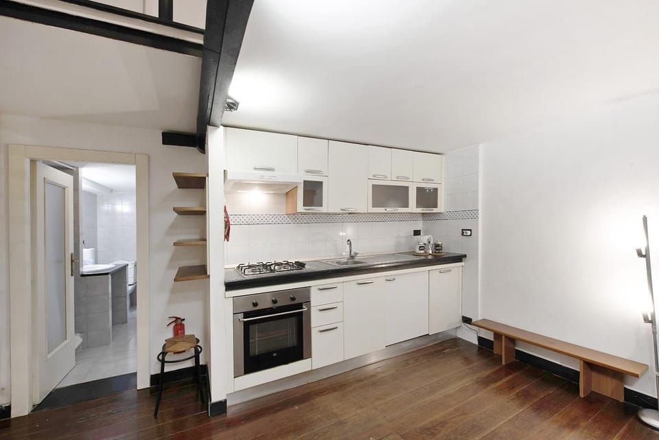 Property building, Kitchen or kitchenette, Living room
