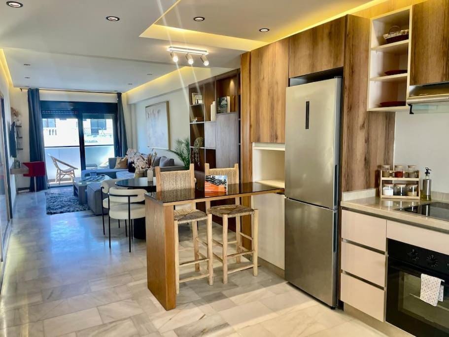 Dining area, dishwasher, oven, stove