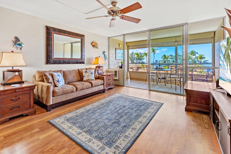 Kamaole Beach Royale 302 Apartment in Kihei