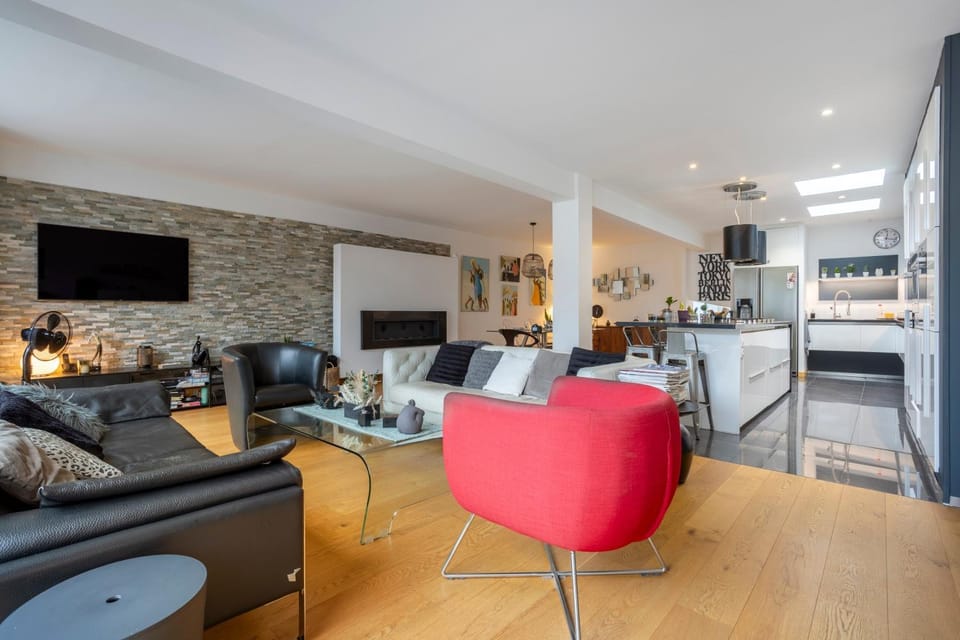 Property building, Living room