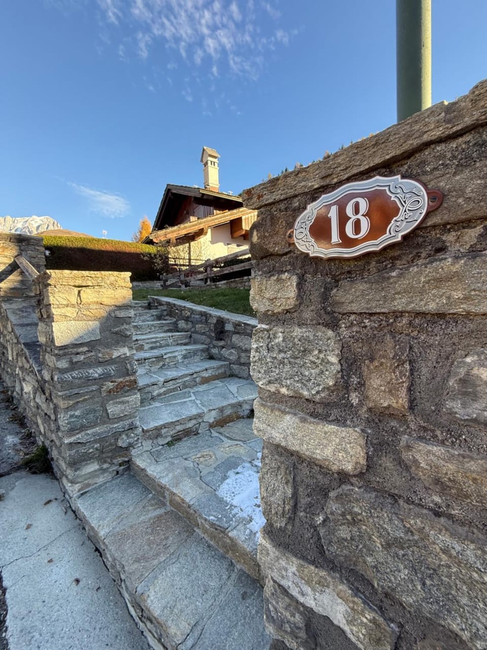 Property building, Facade/entrance
