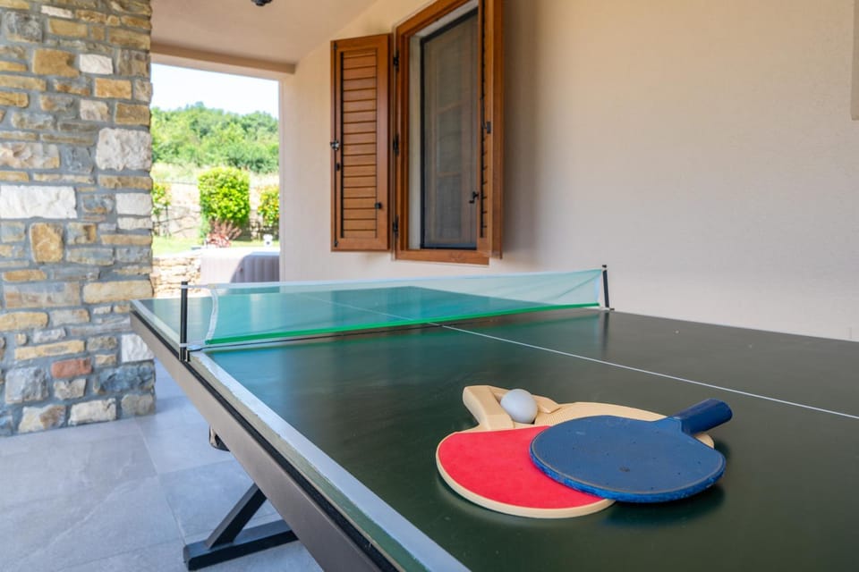 Billiard, Table tennis