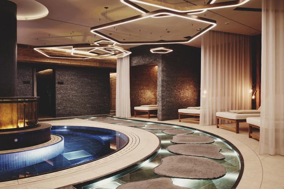 Spa and wellness centre/facilities, Swimming pool