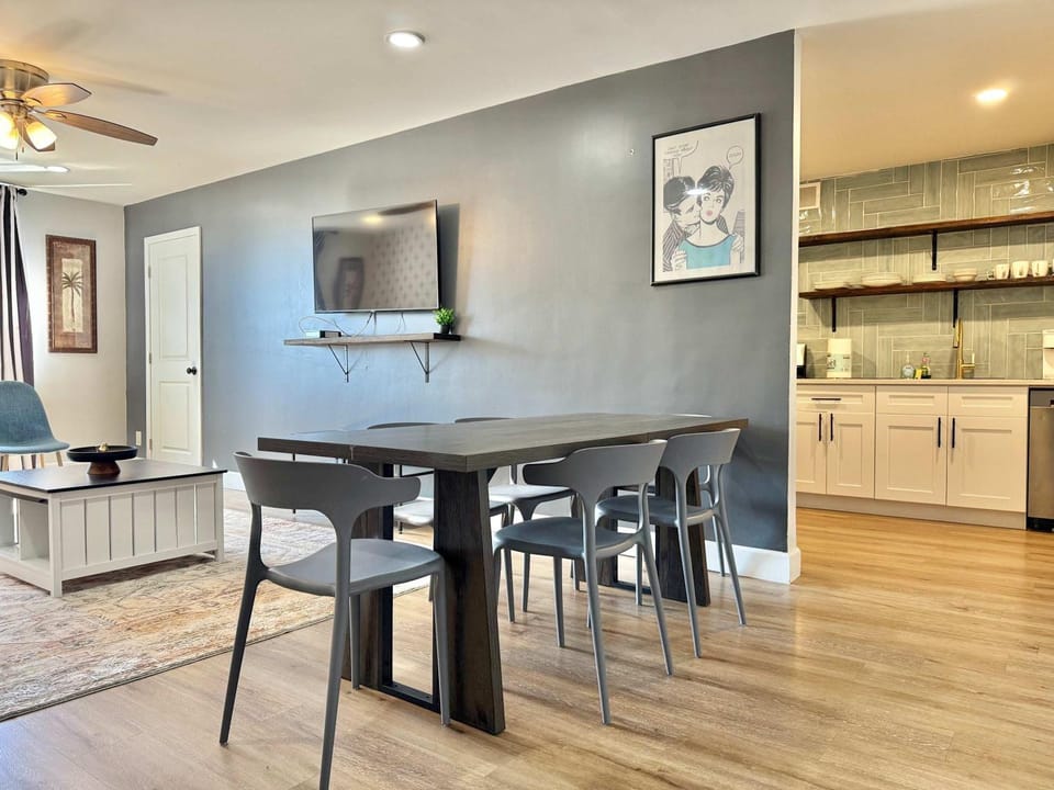 City View Newly Renovated 5 Beds with Free Parking LM406 House in Atlanta