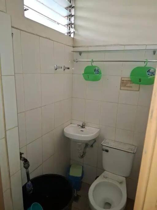 Lowest Price Room In Chinatown Davao with WiFi Room 6 Vacation rental in Davao City