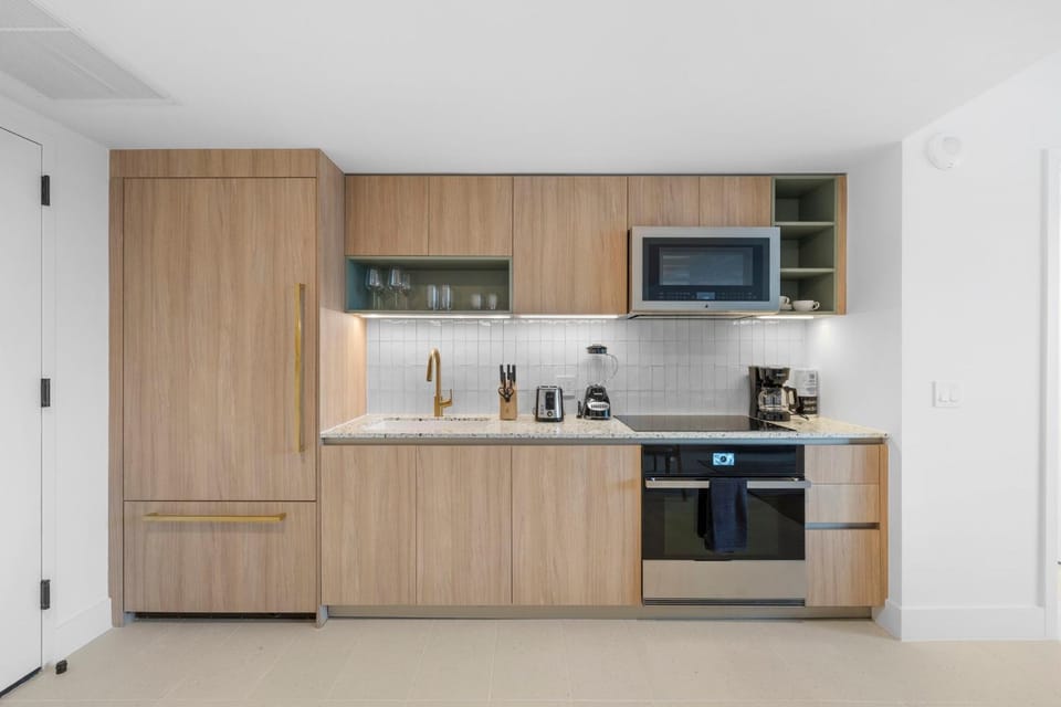 dishwasher, microwave, oven, stove, toaster, kitchen