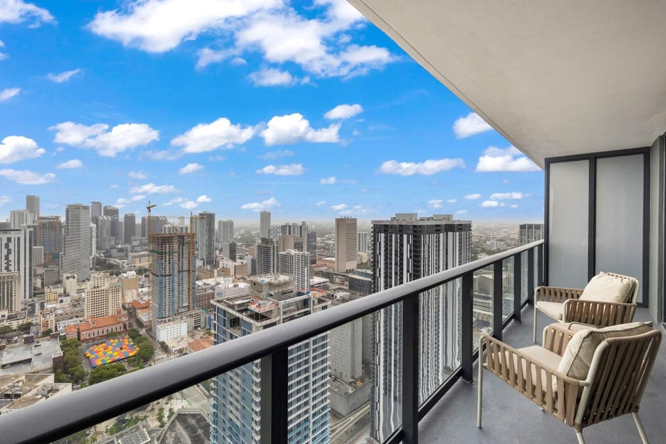 Balcony/Terrace, Seating area, City view