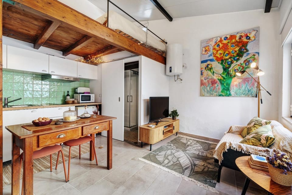 Property building, Living room