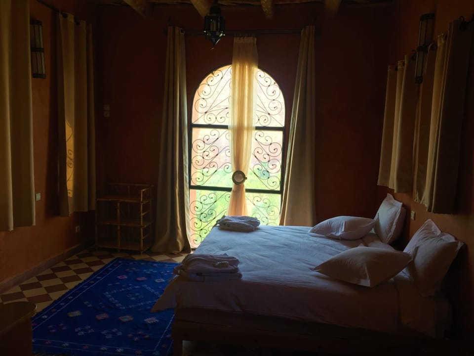 Bedroom, Garden view