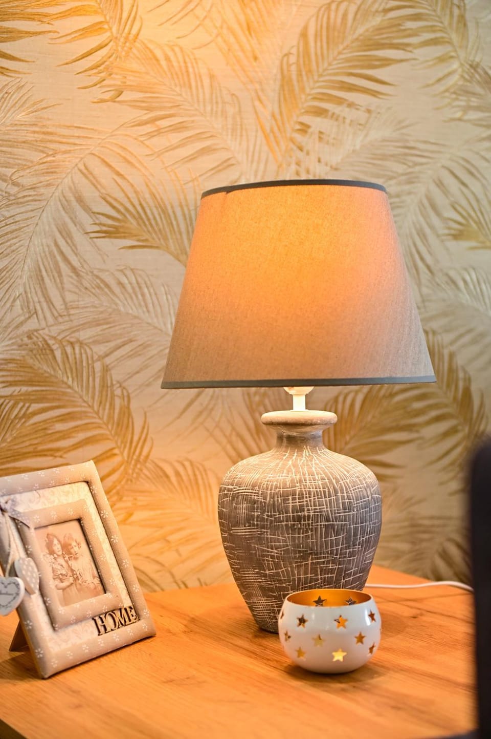 Living room, Decorative detail, Seating area