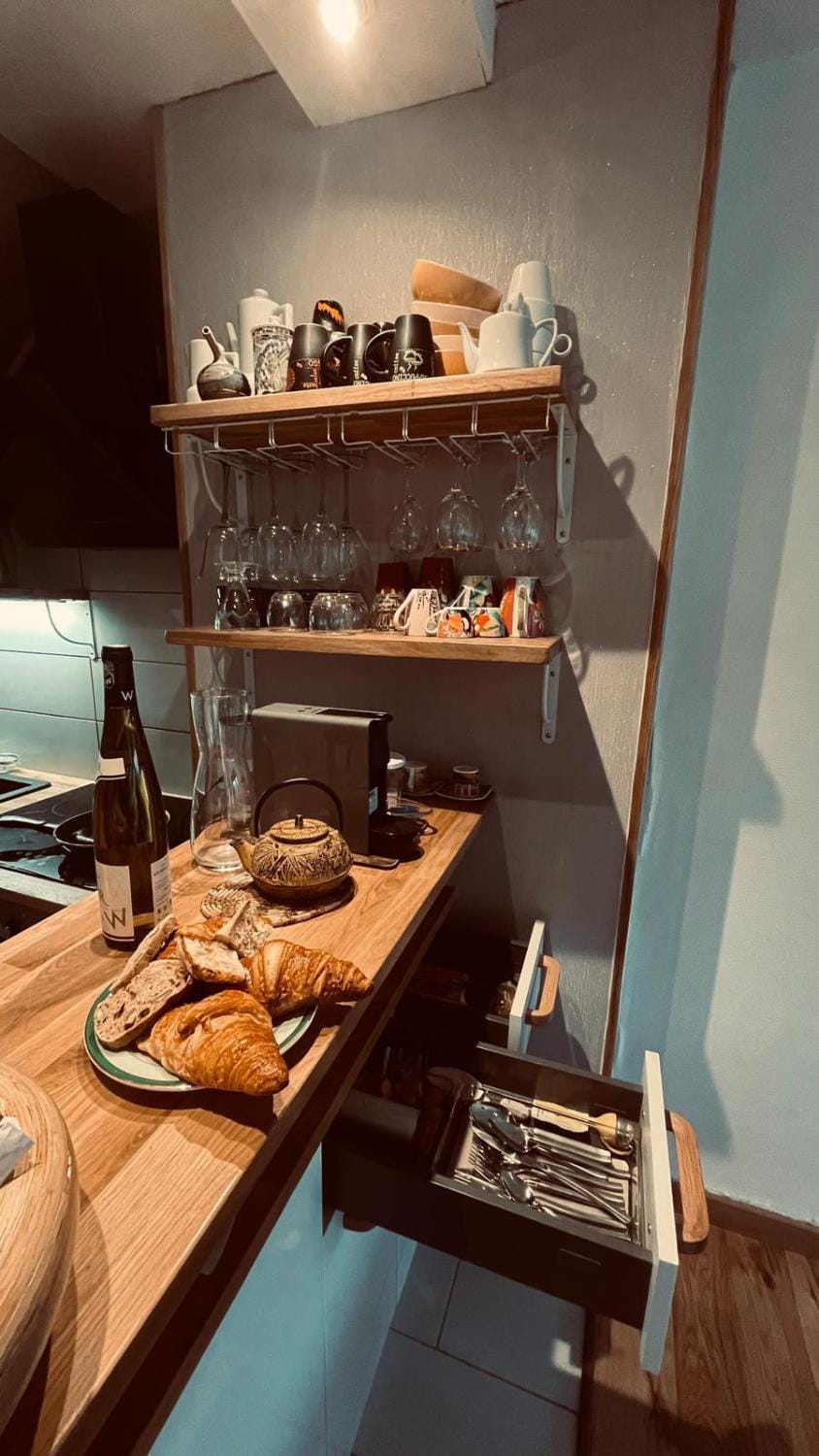 Coffee/tea facilities, Kitchen or kitchenette