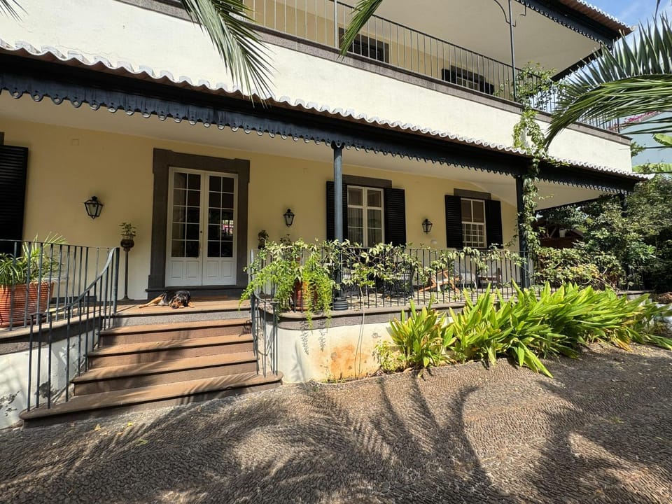 Property building, Garden