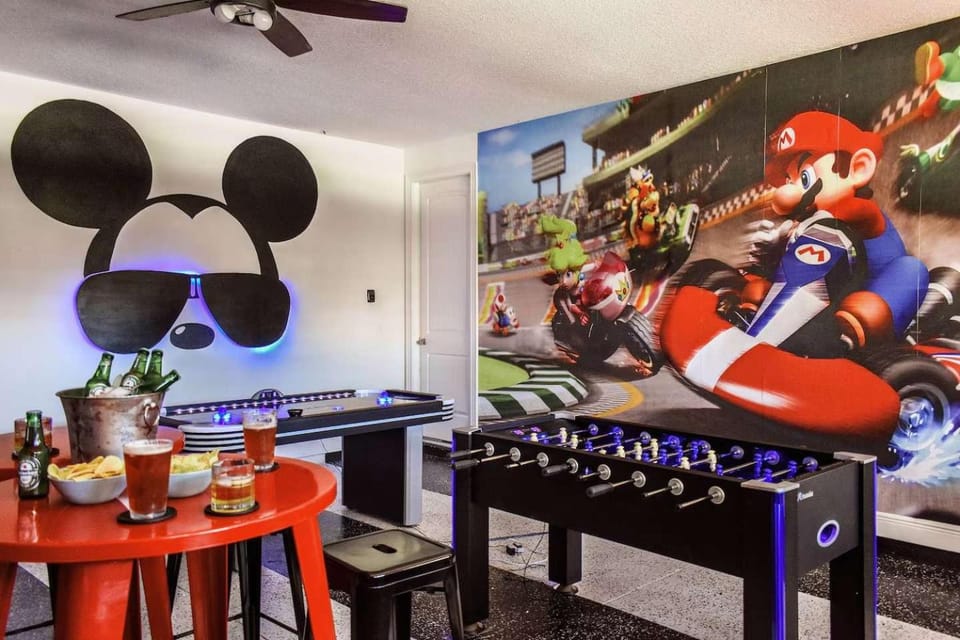 Game Room, Evening entertainment