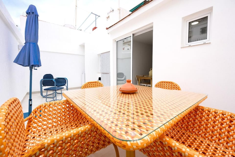 Patio, Patio, Seating area, Dining area, internet, internet, washing machine, washing machine