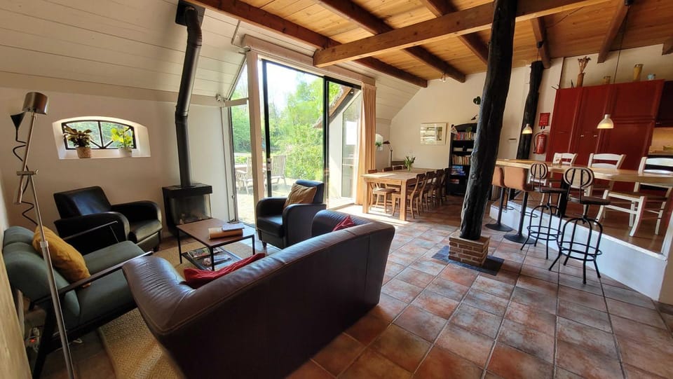 Living room, Seating area, Dining area