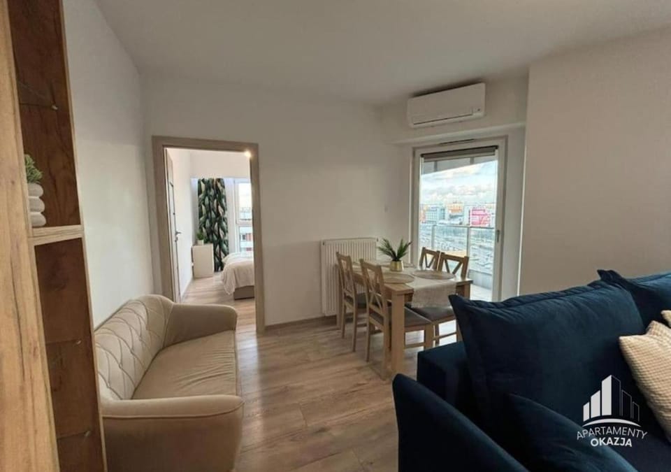 Apartament #CapitalTower 59B FV Parking by APARTAMENTY OKAZJA Apartment in Poland