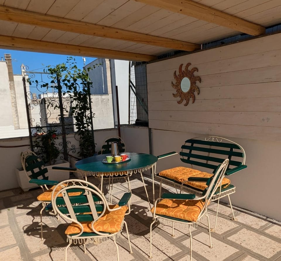 Balcony/Terrace, Balcony/Terrace, Seating area, Dining area