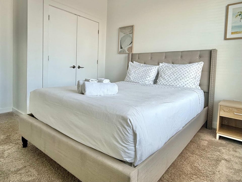 Luxury New 2B2B Private Balcony 542Blvd304 House in Atlanta