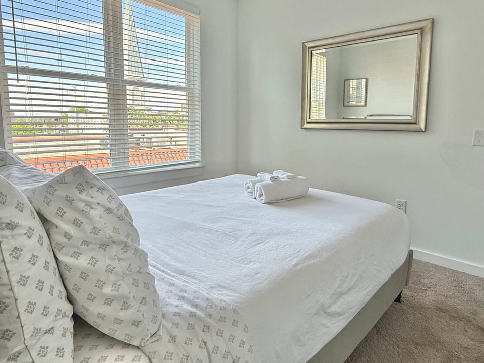 Luxury New 2B2B Private Balcony 542Blvd304 House in Atlanta