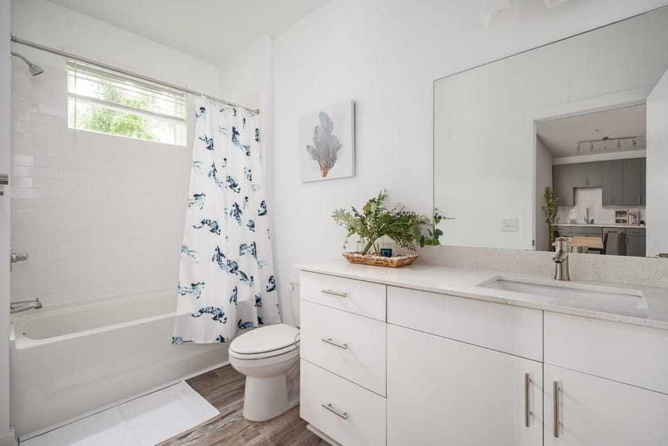 Shower, Toilet, Bathroom, Bath