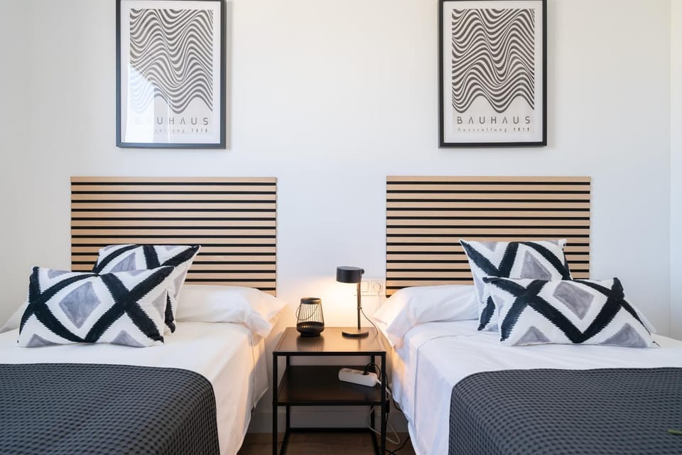 Bed, Photo of the whole room